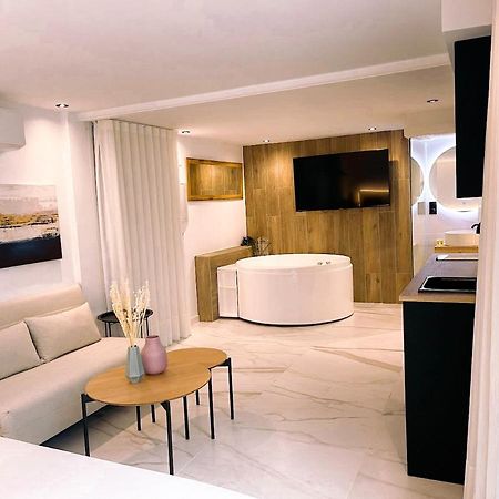 Cordoba Boutique Vv Con Jacuzzi Lägenhet Exteriör bild