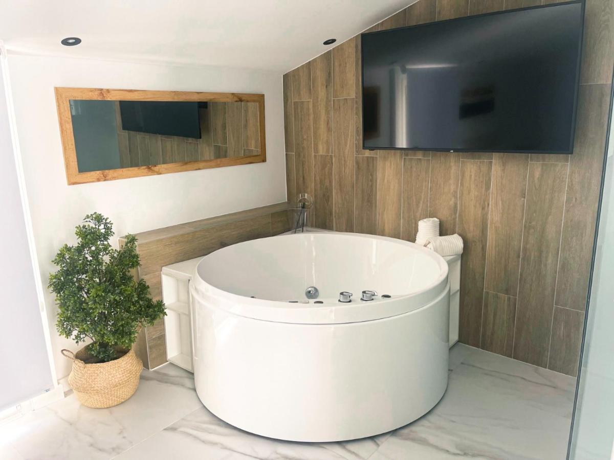 Cordoba Boutique Vv Con Jacuzzi Lägenhet Exteriör bild